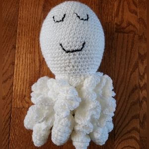 Crochet White Octopus